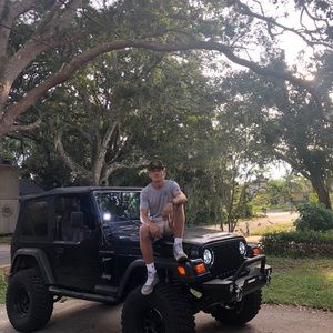 Meet your Posher, Austin